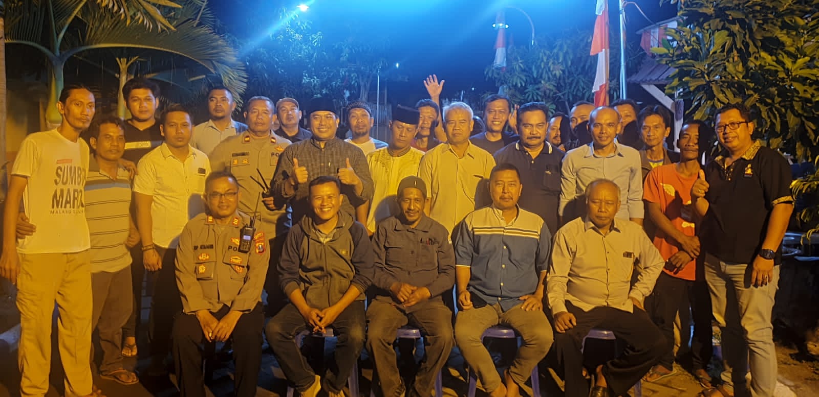 DARI KIRI (DUDUK): Kapolsek Tanggulangin AKP Atmagiri, Danramil Tanggulangin Kapten Inf. Mukhlis, Camat Tanggulangin Sabino Mariano, Ketua BPD Boro Alfan Suryanto dan Kades Boro M. Shoichunnurudin.
