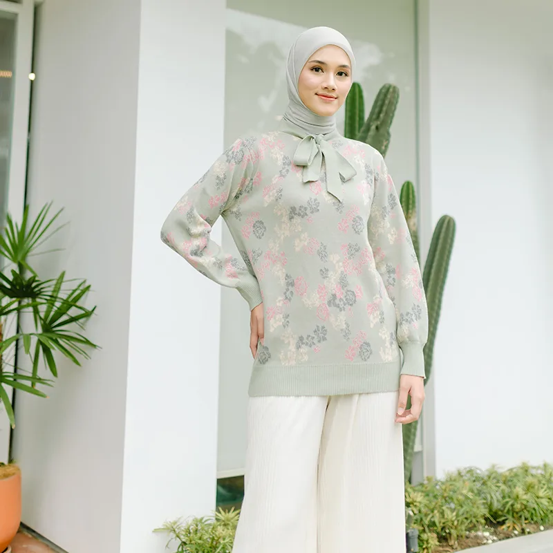 MUDA Thalia Series Sweater &ndash; Greentea (Atasan Muslim). (IST)