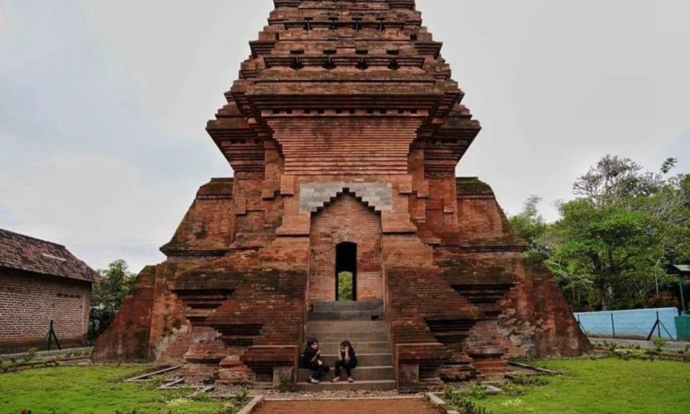 Candi Dermo (sumber: javatravel.net)