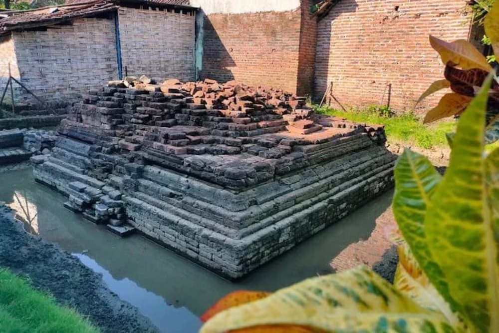 Candi Pamotan 1 (sumber: sinergipapers.com)