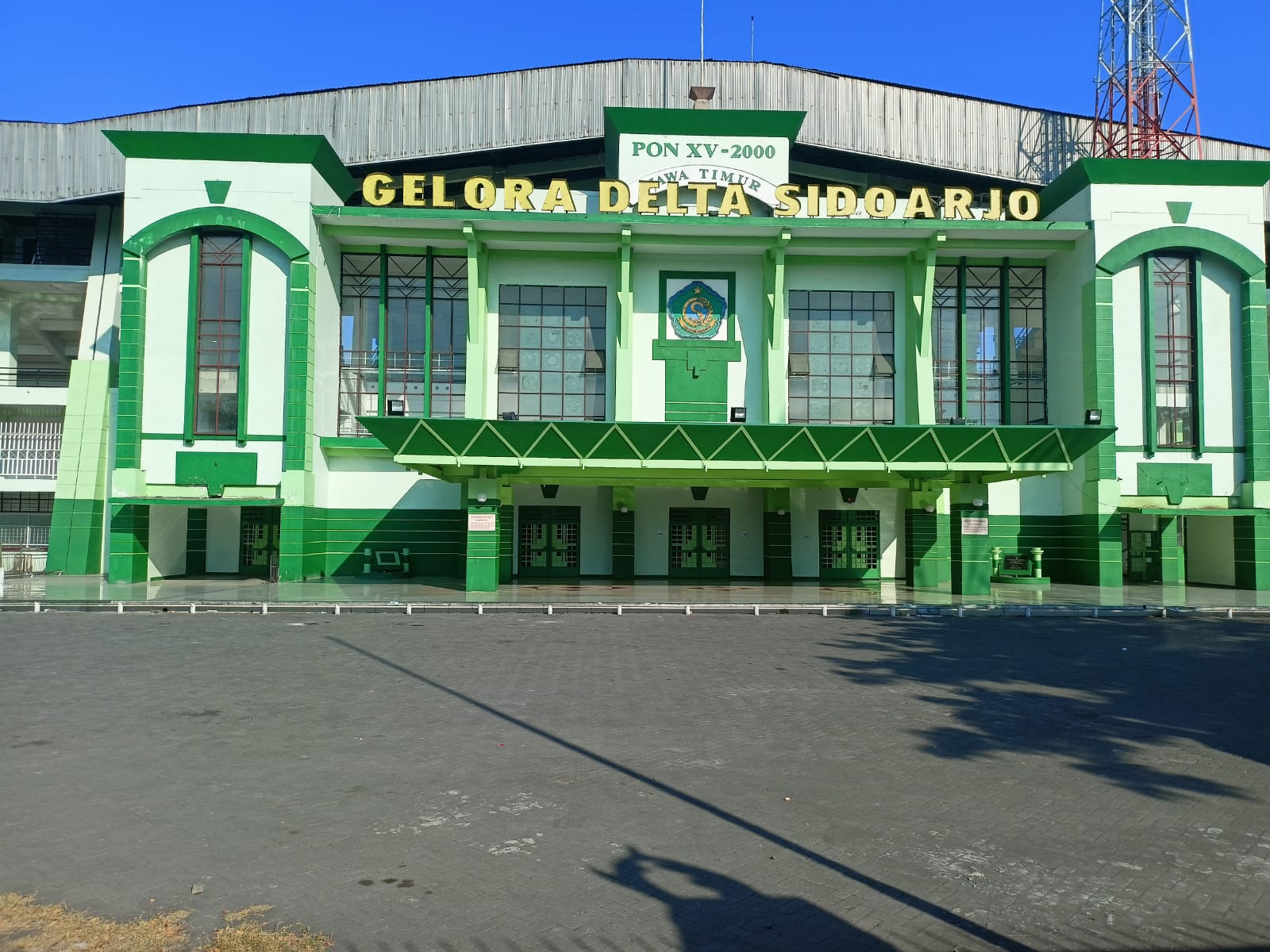 TETAP DIGUNAKAN: Kandang Deltras Stadion Gelora Delta Sidoarjo. (M SAIFUL ROHMAN/RADAR SIDOARJO)