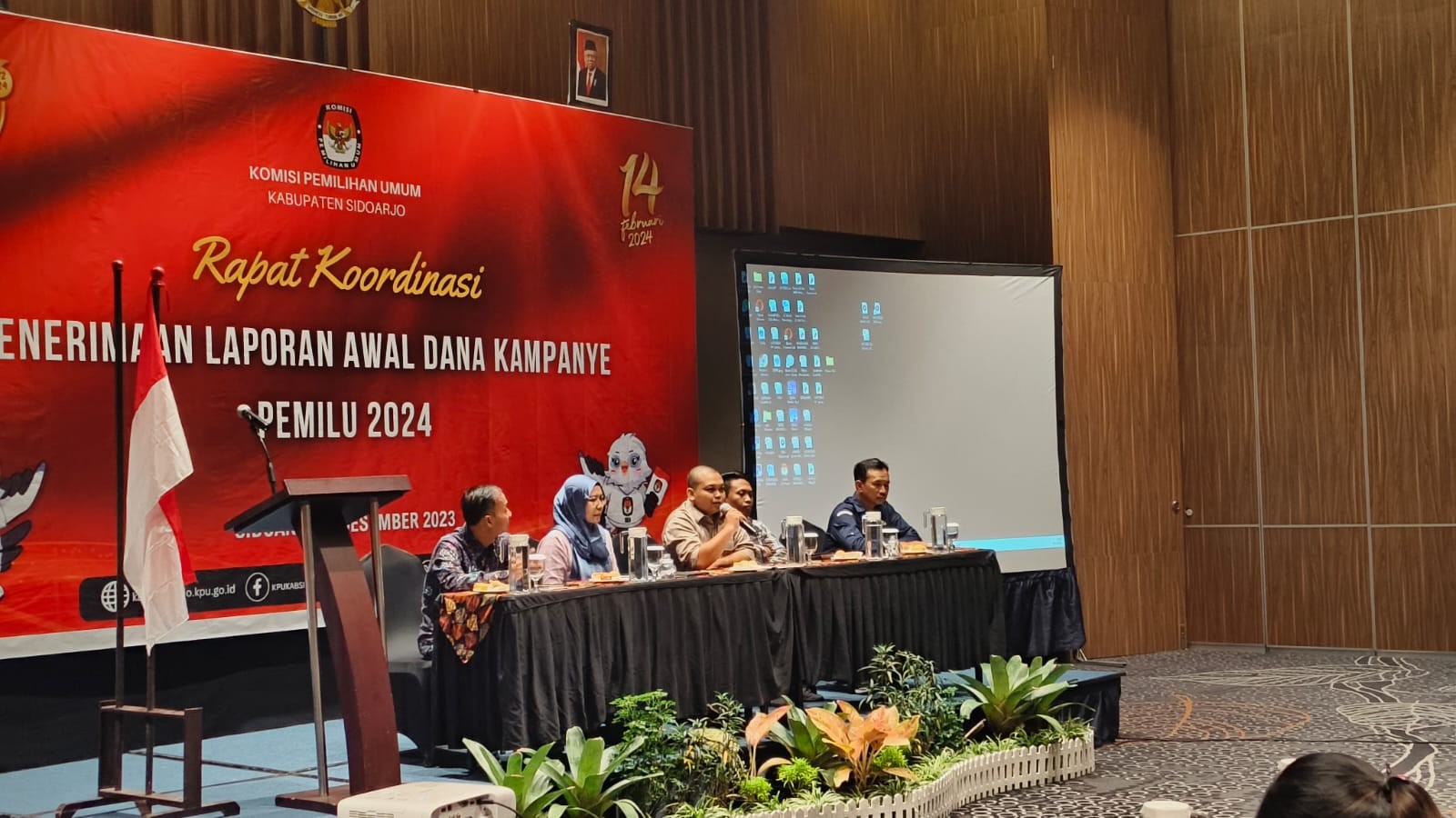 KOORDINASI: KPU Sidoarjo menggelar rakor untuk penerimaan LADK Pemilu 2024. (IST)