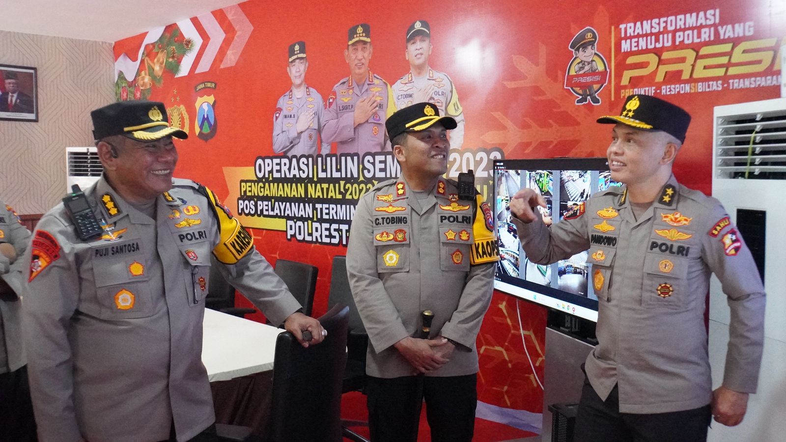 TEGAS : Pengecekan situasi arus mudik di Terminal Purabaya, Bungurasih. (IST)