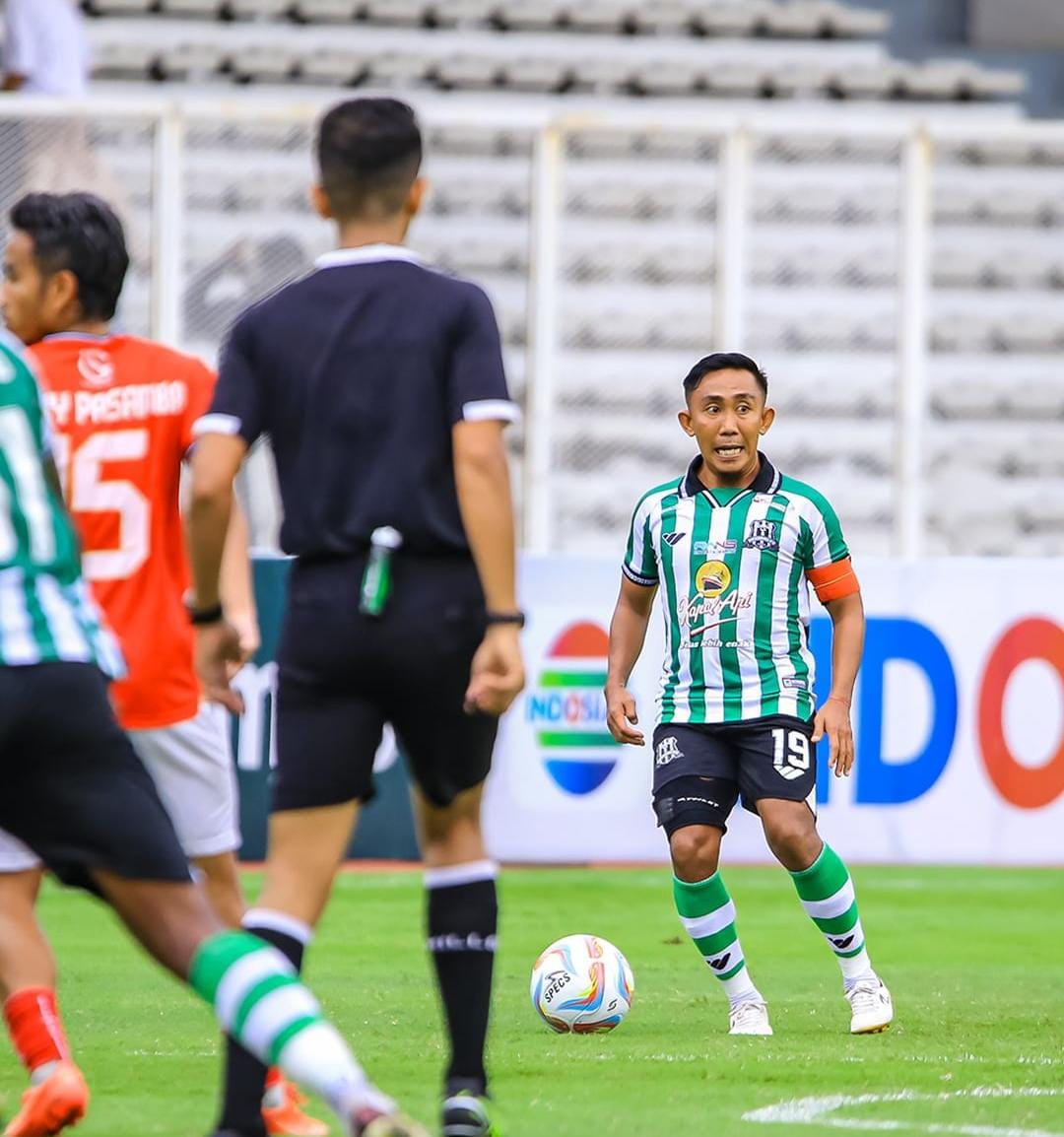 TETAP SEMANGAT: Pemain Deltras Sidoarjo, Rendi Irwan. (IST)