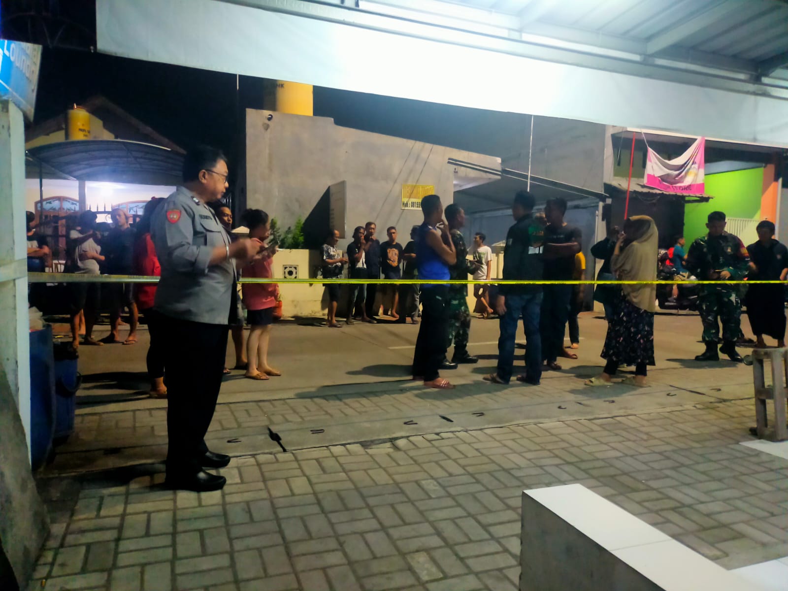 SADIS : TKP perampokan sadis di Desa Semambung, Gedangan. (DIKY PUTRA SANSIRI/RADAR SIDOARJO)
