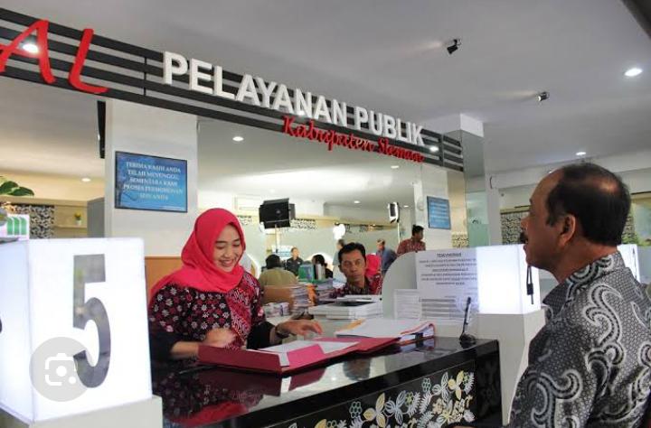 DIBUTUHKAN: Pelayanan publik di salah satu kota di Indonesia.