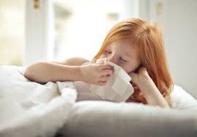 ILUSTRASI: Seorang anak yang tengah flu. Flu SIngapura, sangat rentan menyerang kalangan anak (pexels.com/Andrea Piacquadio)