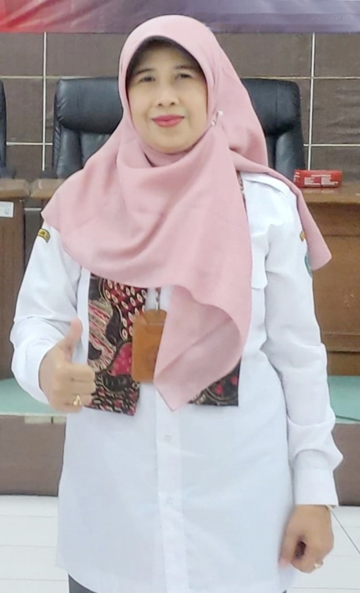 Kepala SMPN 1 Sedati Sidoarjo, Ratna Diyah Mustikawati, M.Pd