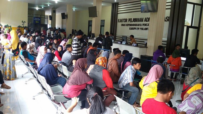 PELAYANAN PUBLIK : Kantor pelayanan di Dinas Kependudukan dan Pencatatan Sipil Kabupaten Malang. (IST)