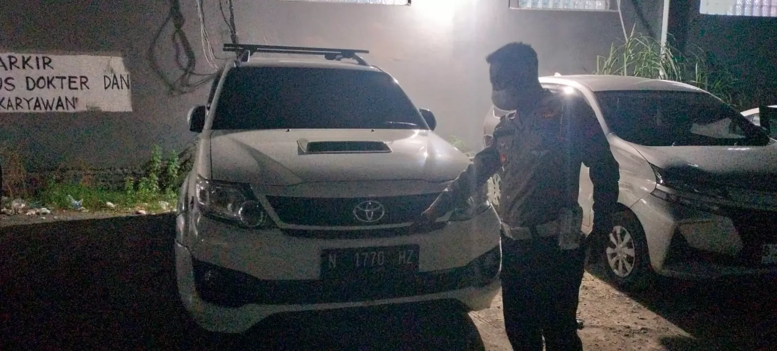 CC Besar : Kendaraan SUV Toyota Fortuner VNT Turbo diamankan jajaran Satlantas Polresta Sidoarjo usai menabrak seorang balita hingga meninggal dunia.