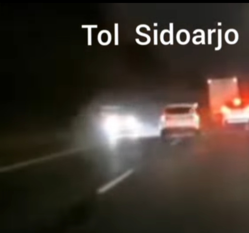 SUDAH KETEMU: Insiden tabrak lari di tol Sidoarjo, Sabtu, 8 Juni 2024 malam. (IST)