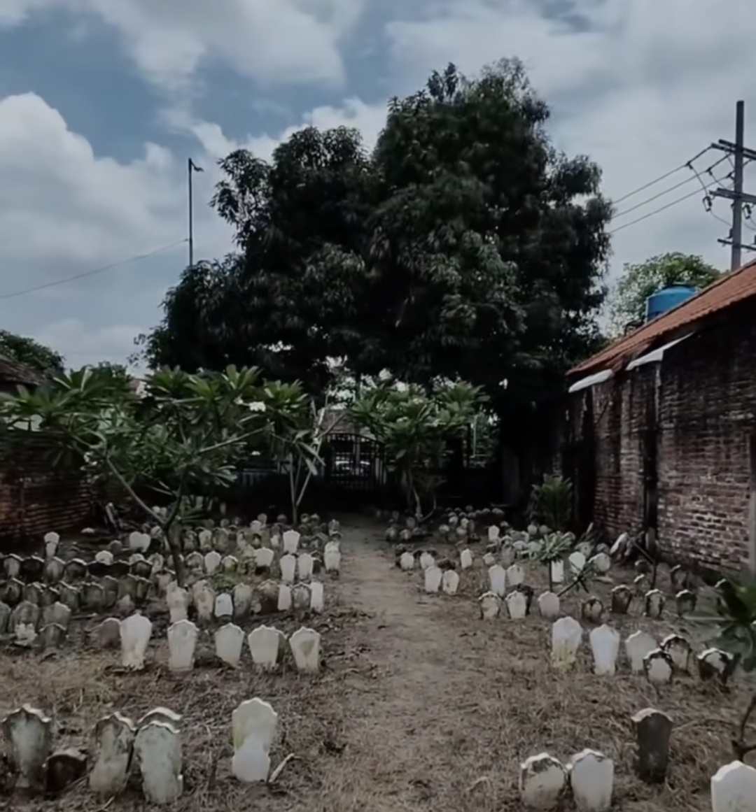 KELAM: Tempat pemakaman orang yang meninggal dan tidak diketahui identitasnya. (IST/TikTok jadimaukemana)