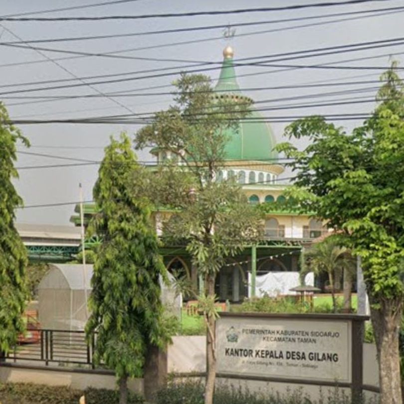 TAMPAK DEPAN : Balai Desa Gilang, Kecamatan Taman. (IST)