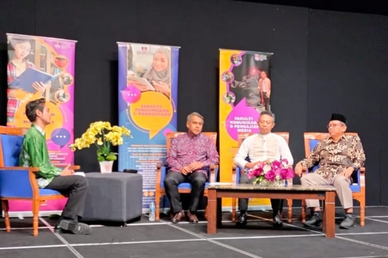 TUKAR PIKIRAN : Rektor Unusida, Dr. Fatkul Anam (kanan) dalam forum diskusi dengan jajaran Universiti Teknologi Mara (UiTM).  &nbsp;