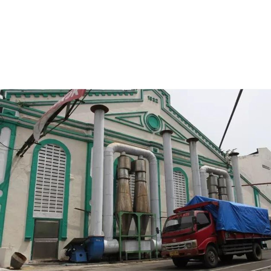 BERSEJARAH: Pabrik Gula Candi Sidoarjo yang masih beroperasi hingga saat ini. (jawapos.com)