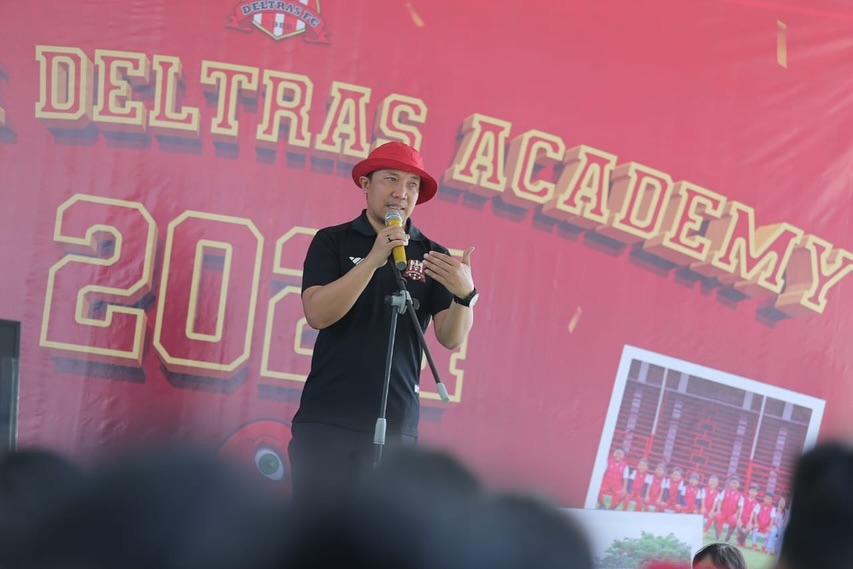 KERJA KERAS : CEO Deltras Sidoarjo Amir Burhannudin. (IST)