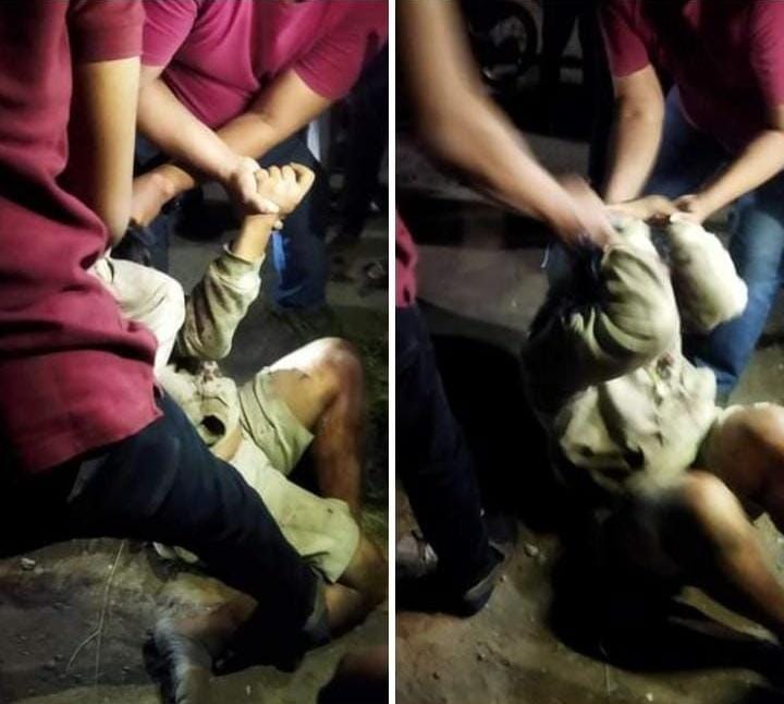 GEREGETAN : Terduga pelaku diamuk massa di Buduran, Sabtu (17/8) malam. (IST)