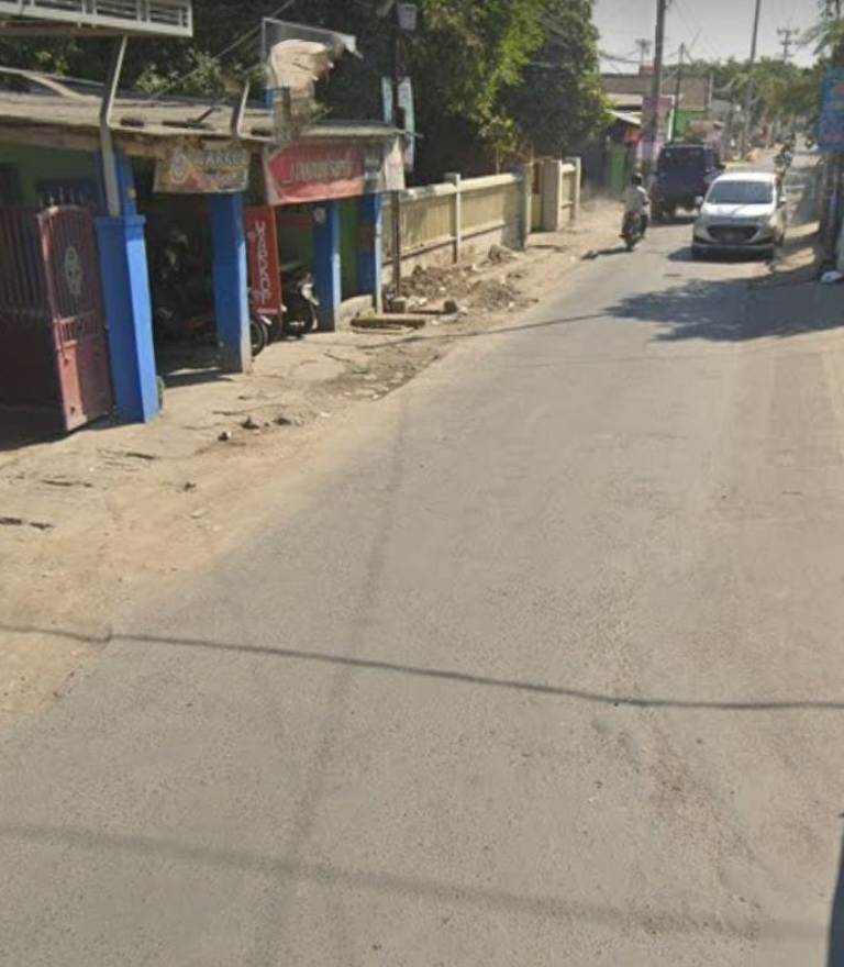 DITUTUP : Simpang empat Sukolegok, Sukodono. (IST)