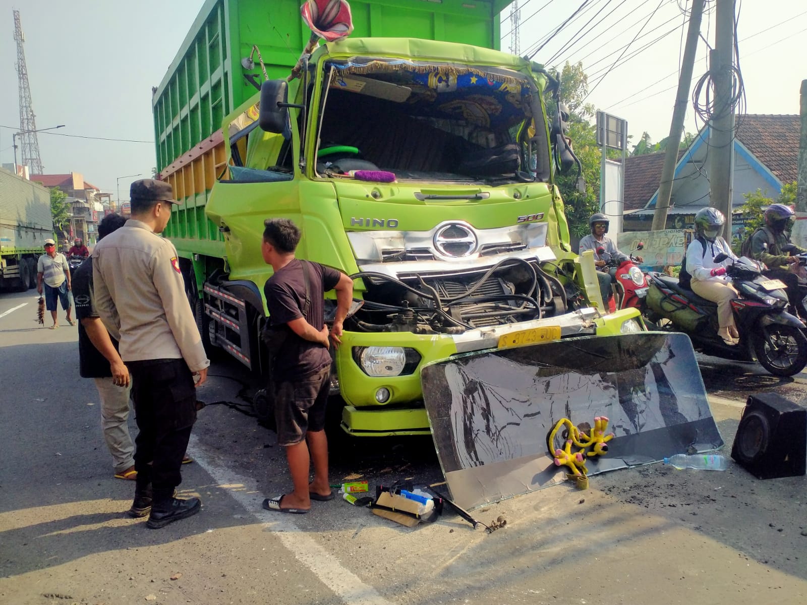 RINGSEK : Kondisi truk usai alami kecelakaan, Kamis (24/10). (IST)
