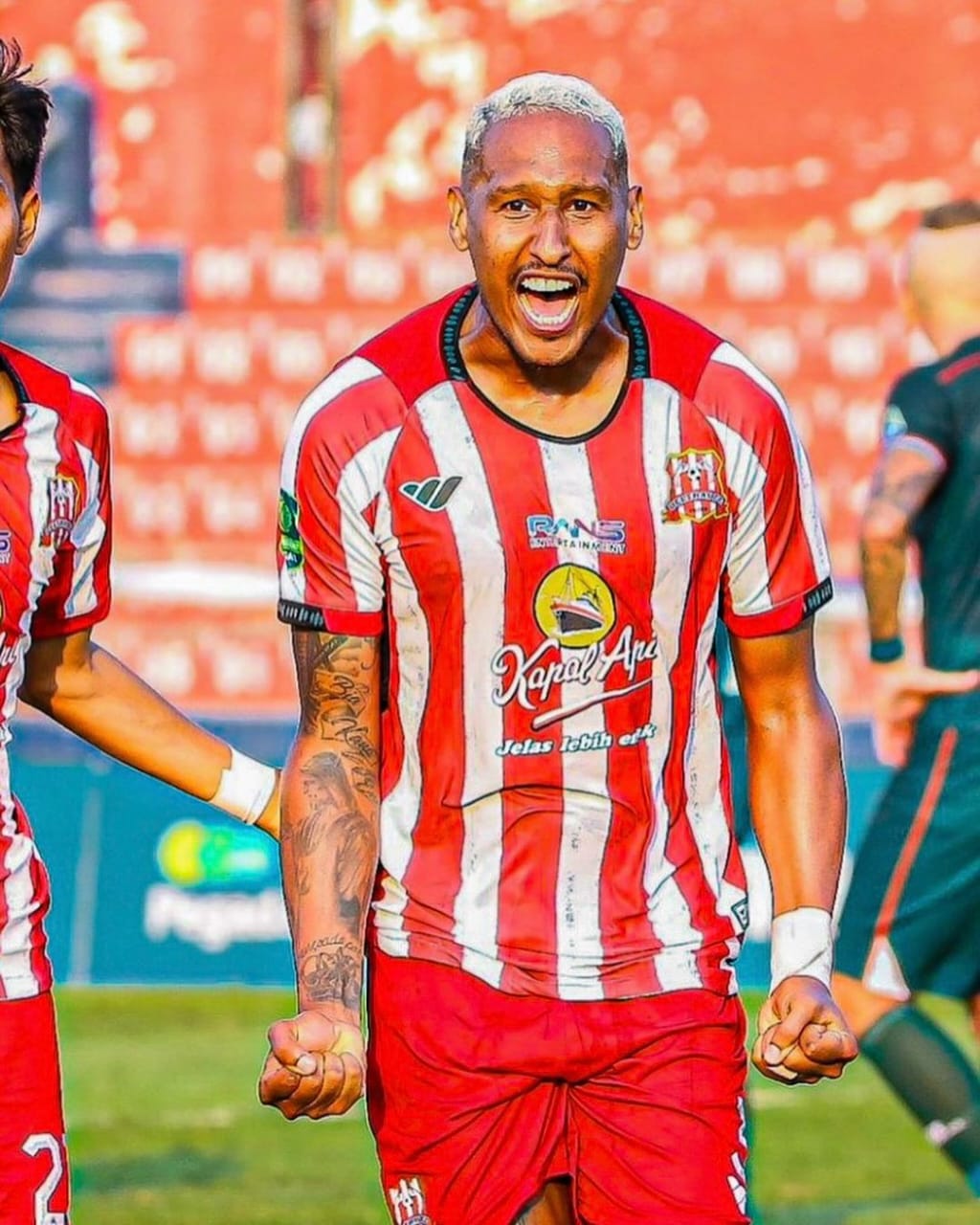 KOKOH: Pemain asing Deltras Sidoarjo, Artur Jesus Vieira. (IST (IG @arturvieiraa_)