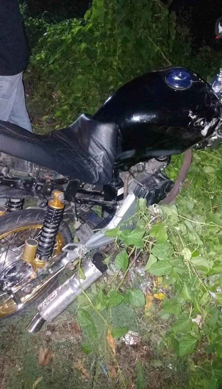 RUSAK: Kondisi motor korban usai kecelakaan. (IST)