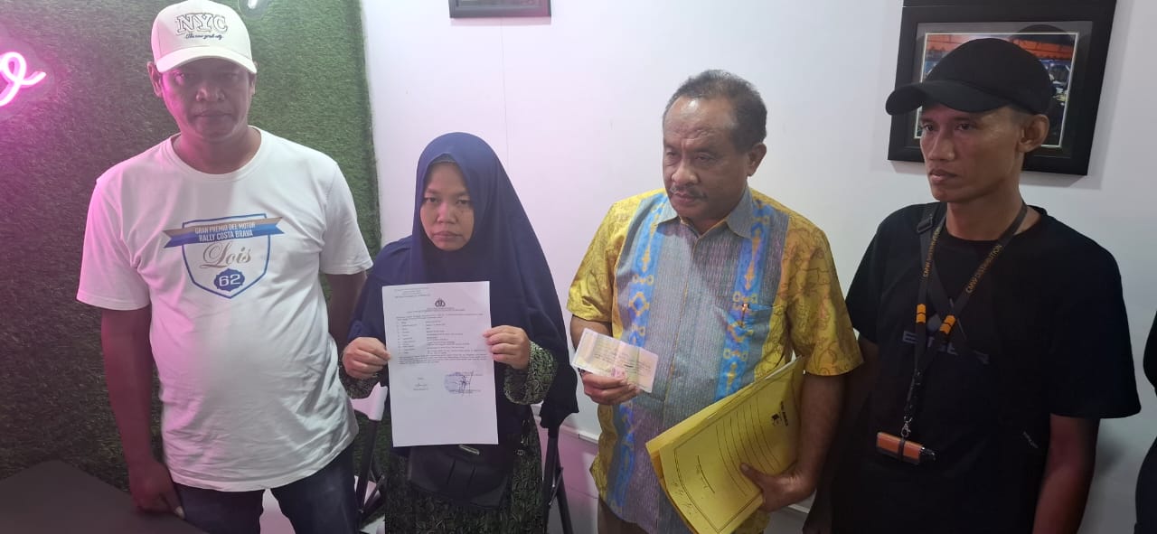 GERAM : Merasa jadi korban penipuan adukan pria yang catut nama Wabup Sidoarjo terpilih. (GUNTUR IRIANTO/RADAR SIDOARJO)
