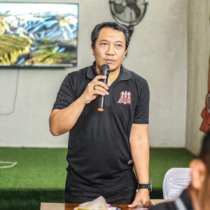 AMANAH : CEO Deltras, Amir Burhannudin ditunjuk sebagai Plt Ketua Askab PSSI Sidoarjo. (IST/RADAR SIDOARJO)