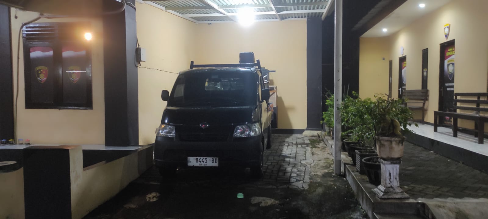 BUAT RESAH : Mobil pikap bermuatan sound horeg berada di Mapolsek Tanggulangin. (IST/RADAR SIDOARJO)
