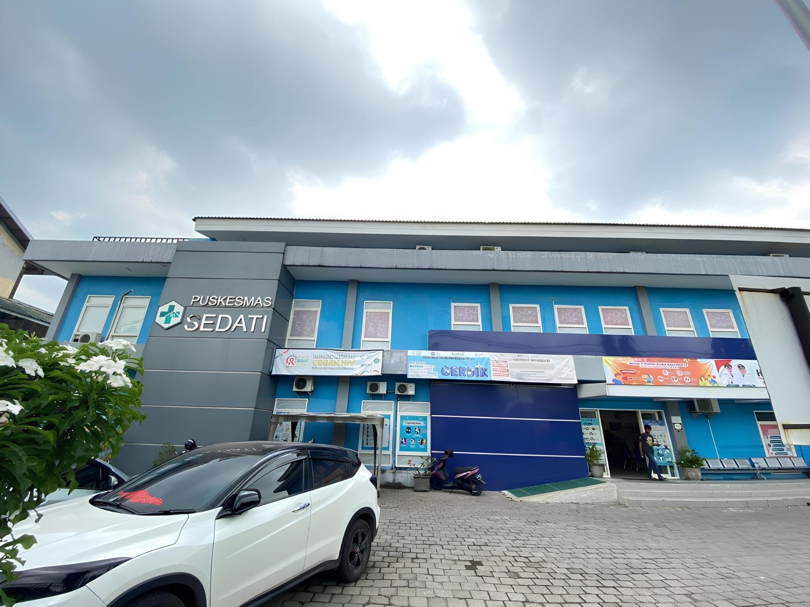 SEGERA DIBANGUN: Puskesmas Sedati yang akan dijadikan RSUD Sedati. Dinkes Sidoarjo optimis RSUD ini bisa memberi pelayanan kesehatan dengan lebih baik untuk warga. (M SAIFUL ROHMAN/RADAR SIDOARJO)
