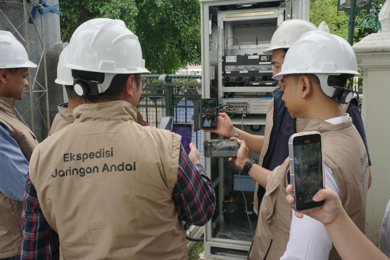 MENINGKAT: Indosat catat lonjakan trafik data 21 persen saat Idul Fitri.
