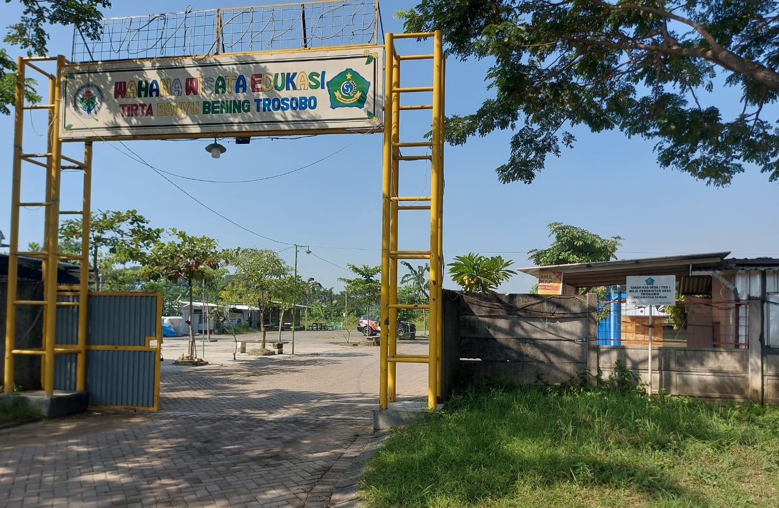 AKAN DIMANFAATKAN: TKD yang dialih fungsikan jadi wahana wisata di Desa Trosobo, Taman. (DIKY PUTRA SANSIRI/RADAR SIDOARJO)