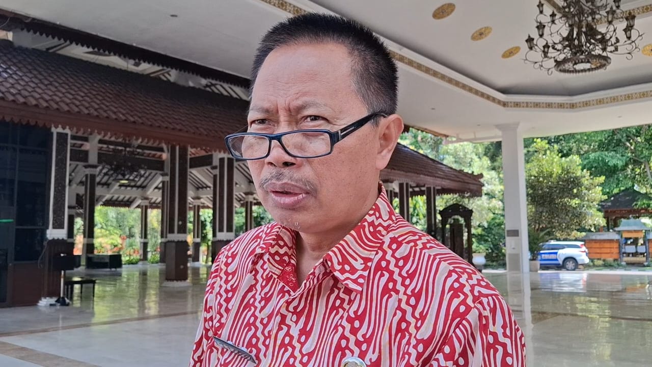 Kepala Dinas Pendidikan dan Kebudayaan (Dispendikbud) Sidoarjo, Tirto Adi. (M SAIFUL ROHMAN/RADAR SIDOARJO)