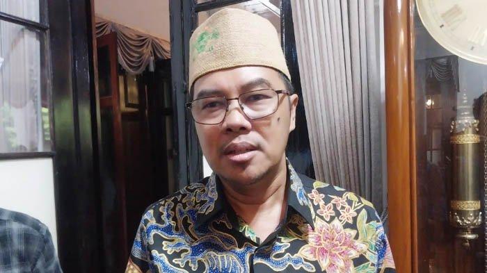 AKAN DIBAHAS: Ketua DPRD Sidoarjo, Abdillah Nasih mengatakan terkait Deltras Sidoarjo masih akan dibahas bersama bupati dan manajemen. (IST/RADAR SIDOARJO)