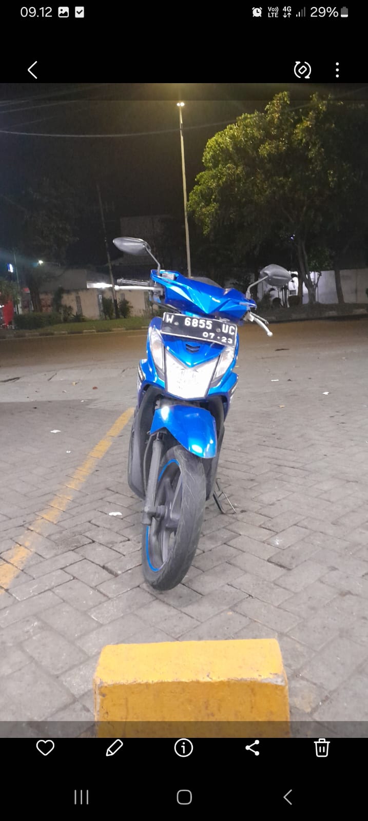 BARANG BUKTI: Motor milik korban di Wunut, Porong hilang.