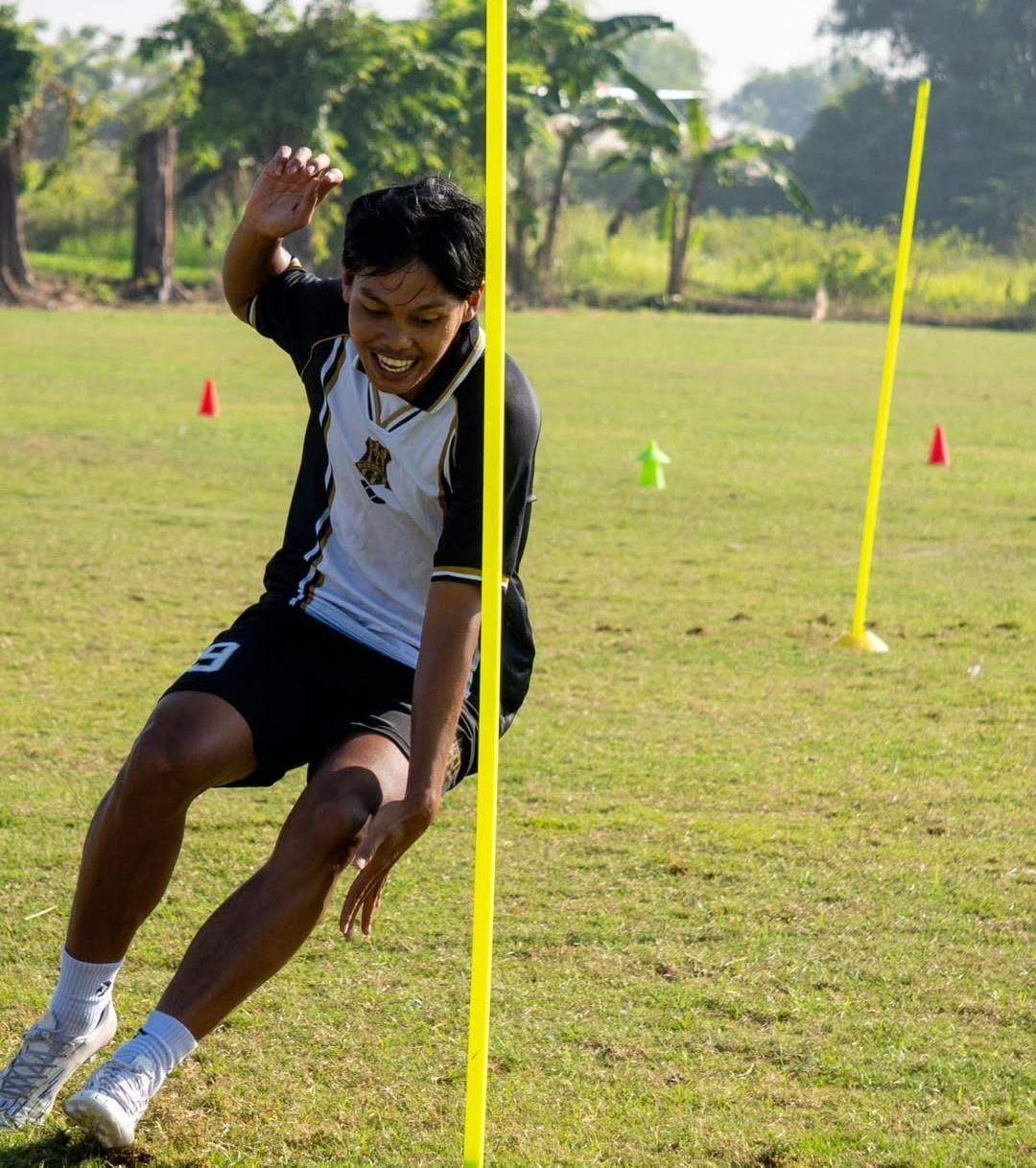 HENGKANG: Risal Amin resmi meninggalkan Deltras Sidoarjo. (IST/Deltras Sidoarjo)