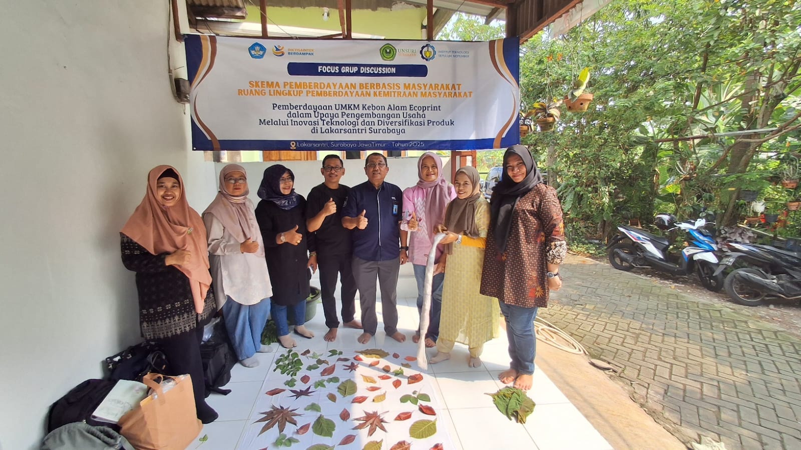 KOMPAK: Kegiatan pelatihan di Kebon Alam Ecoprint.