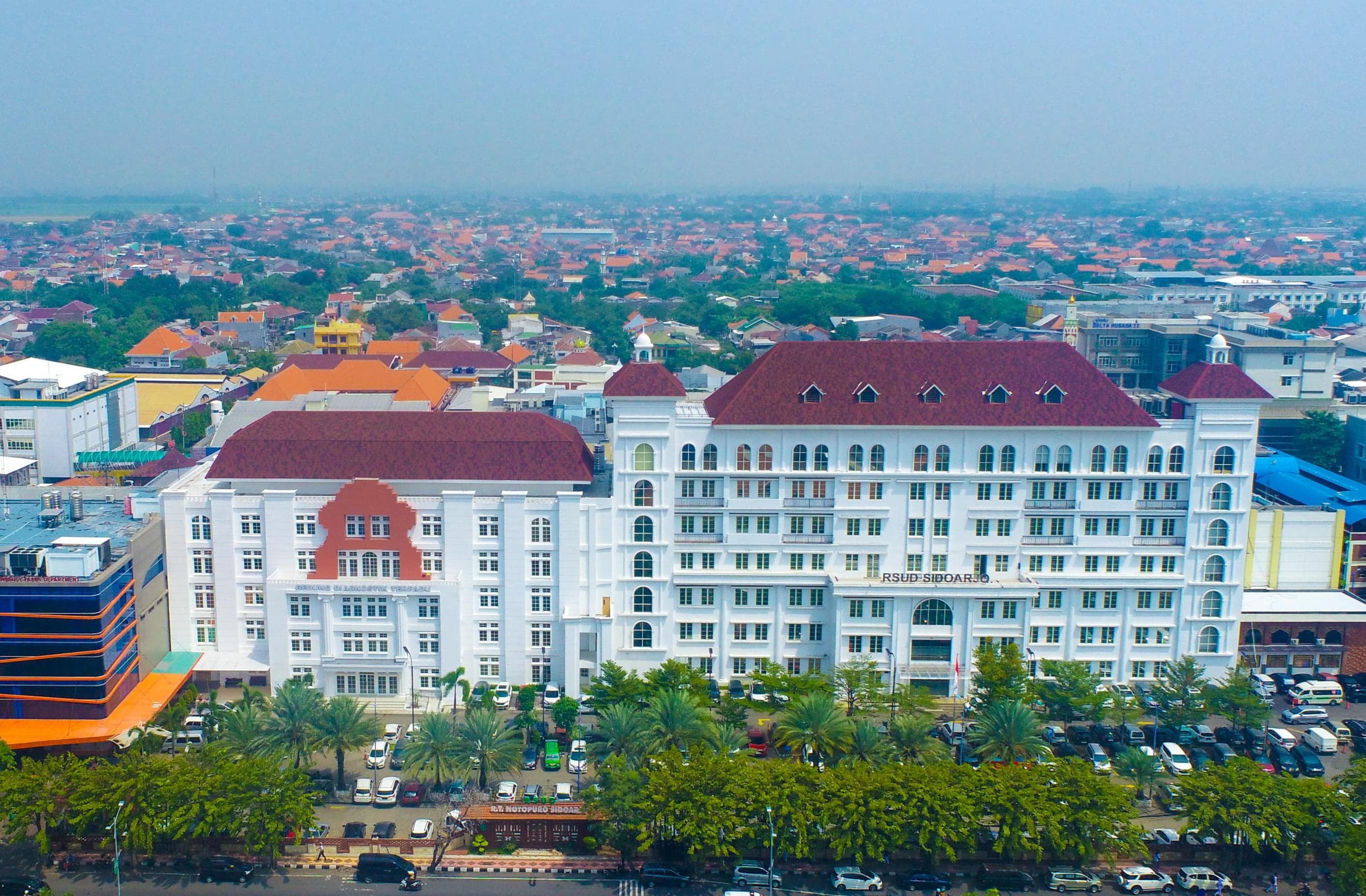GEDUNG BARU: RSUD R.T. Notopuro Sidoarjo menjelma menjadi salah satu pusat layanan kesehatan paling modern dan lengkap di Indonesia