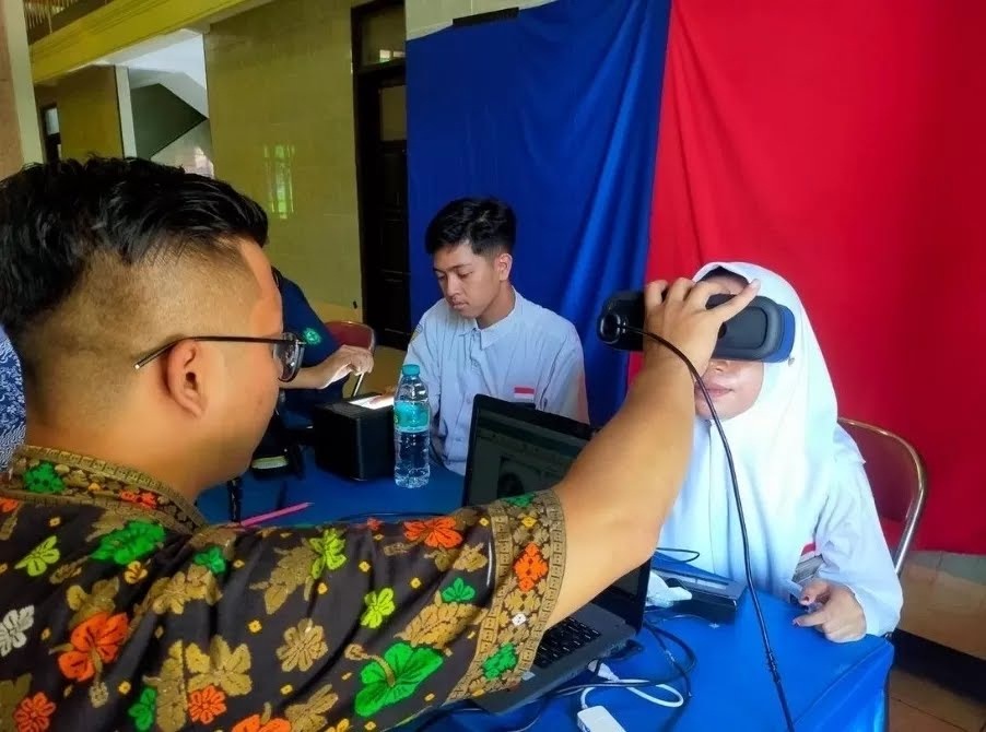 PELAYANAN: Proses perekaman e-KTP kembali dilakukan secara masif.