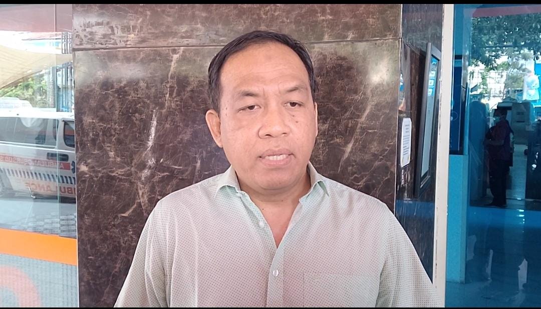 INSPIRATIF: Dokter Spesialis Ortopedi dan Traumatologi RSUD RT Notoputo, dr Larona Hydravianto.