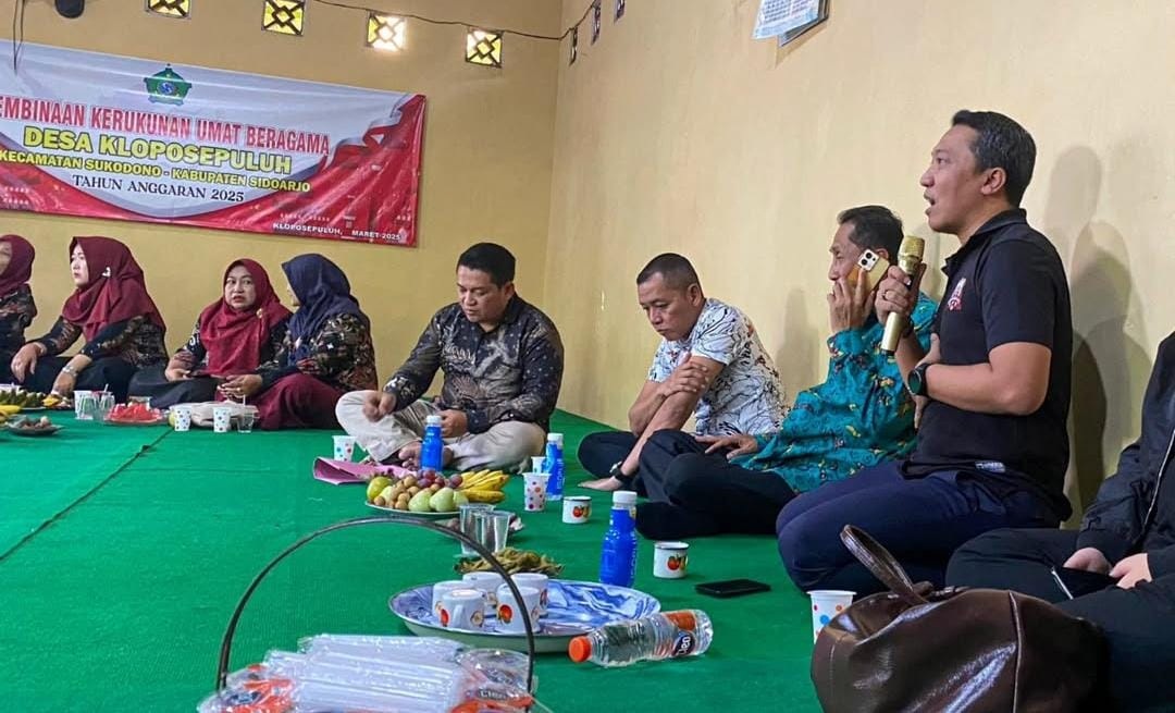 SILATURAHMI: CEO Deltras Sidoarjo, Amir Burhannudin (kanan), saat berkunjung ke Kecamatan Sukodono. (IST/DELTRAS SIDOARJO)