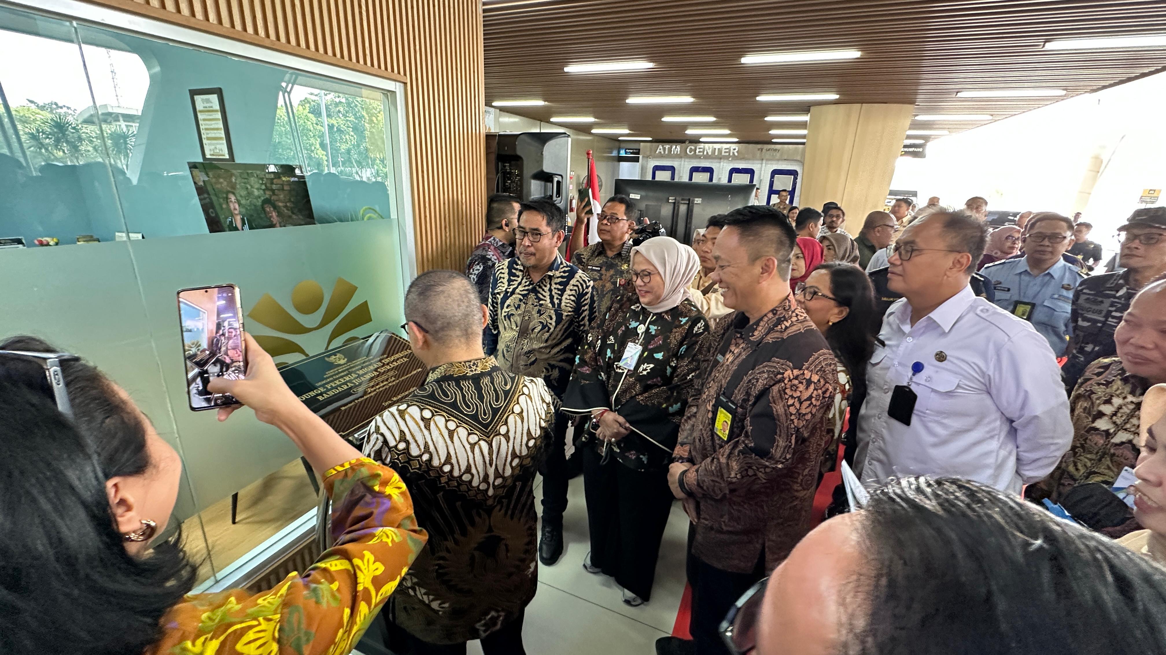 BARU: Lounge PMI sudah ada di Bandara Internasional Juanda Sidoarjo.