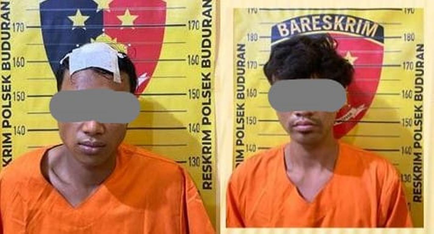 KAPOK: Dua tersangka diamankan di Polsek Buduran.