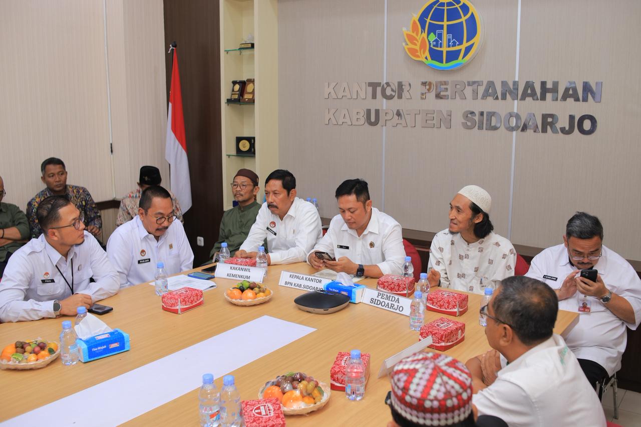 DIPERCEPAT: Kantor Wilayah Kementerian Hukum Jawa Timur menegaskan komitmennya untuk memberikan pendampingan dan solusi hukum dalam percepatan pembangunan Pesantren Al Khoziny.