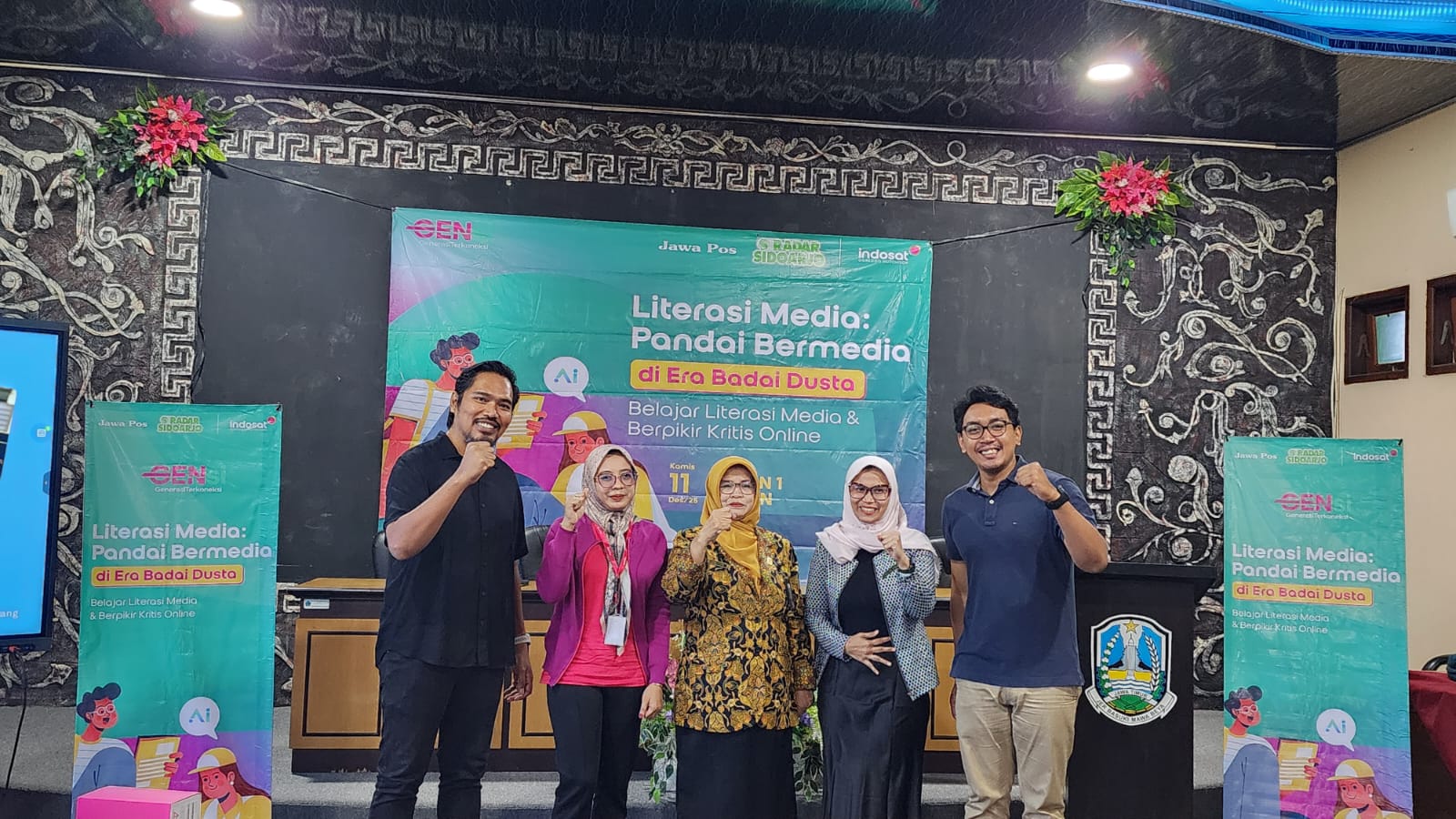 SINERGIS: Indosat Ooredoo Hutchison (Indosat atau IOH) bersama dengan Radar Sidoarjo menggelar Workshop Literasi Digital di SMA Negeri 1 Krian Kabupaten Sidoarjo