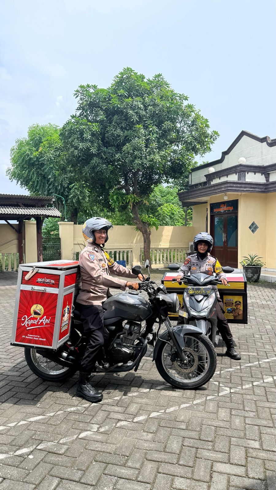 INOVASI: Rombong Jamu Bu Bhabin dan Seduh Kopi Pak Bhabin disiapkan Polsek Taman untuk patroli dialogis.