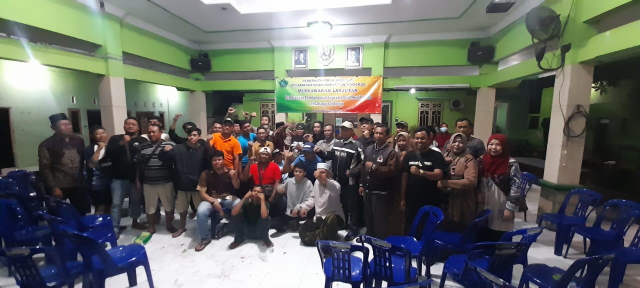 PERTEMUAN: Warga sudah setuju pembangunan KDMP di Lapangan Sidorejo, Krian, Sidoarjo.