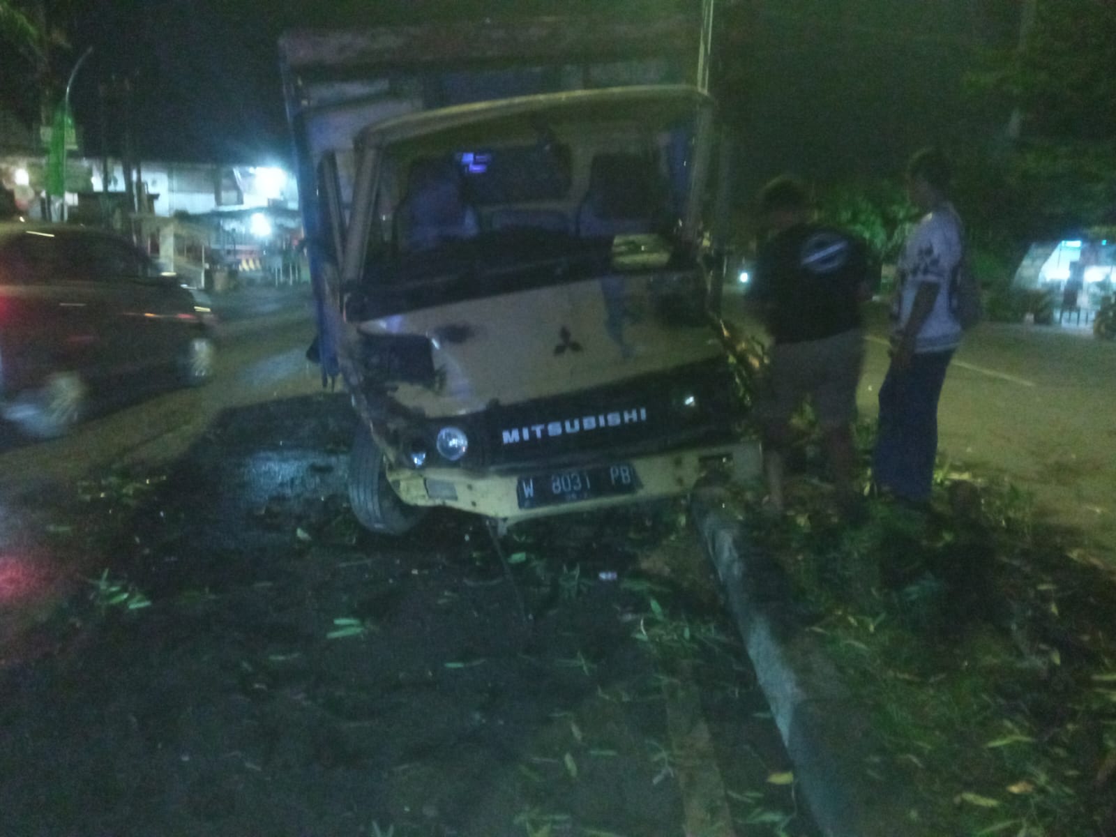 RINGSEK: Truk yang terlibat dalam laka lantas di Jalan Raya Ngaban, Tanggulangin.