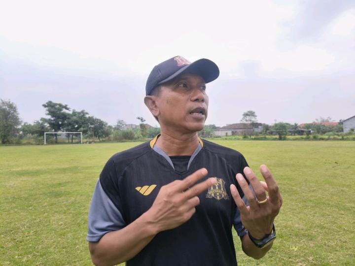 Pelatih Deltras Widodo Cahyono Putro