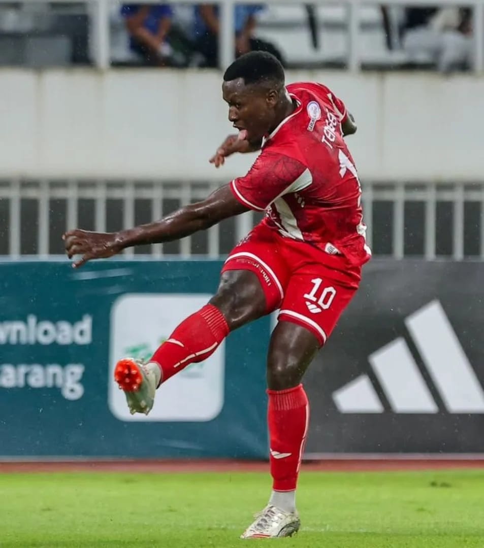 SEMANGAT: Striker Deltras FC Neville Tengeg. (FOTO DELTRAS SIDOARJO)