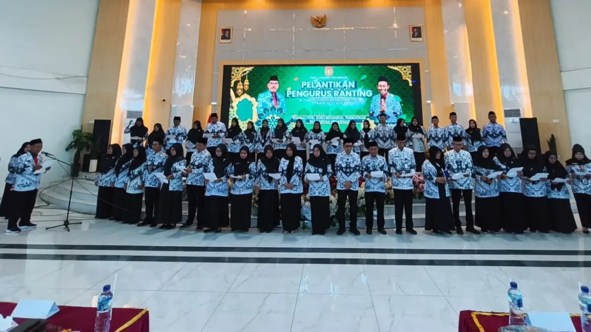 GUYUB RUKUN: Halalbihalal PGRI Tulangan Sidoarjo, Rabu (8/4). (ANAS/RADAR SIDOARJO)